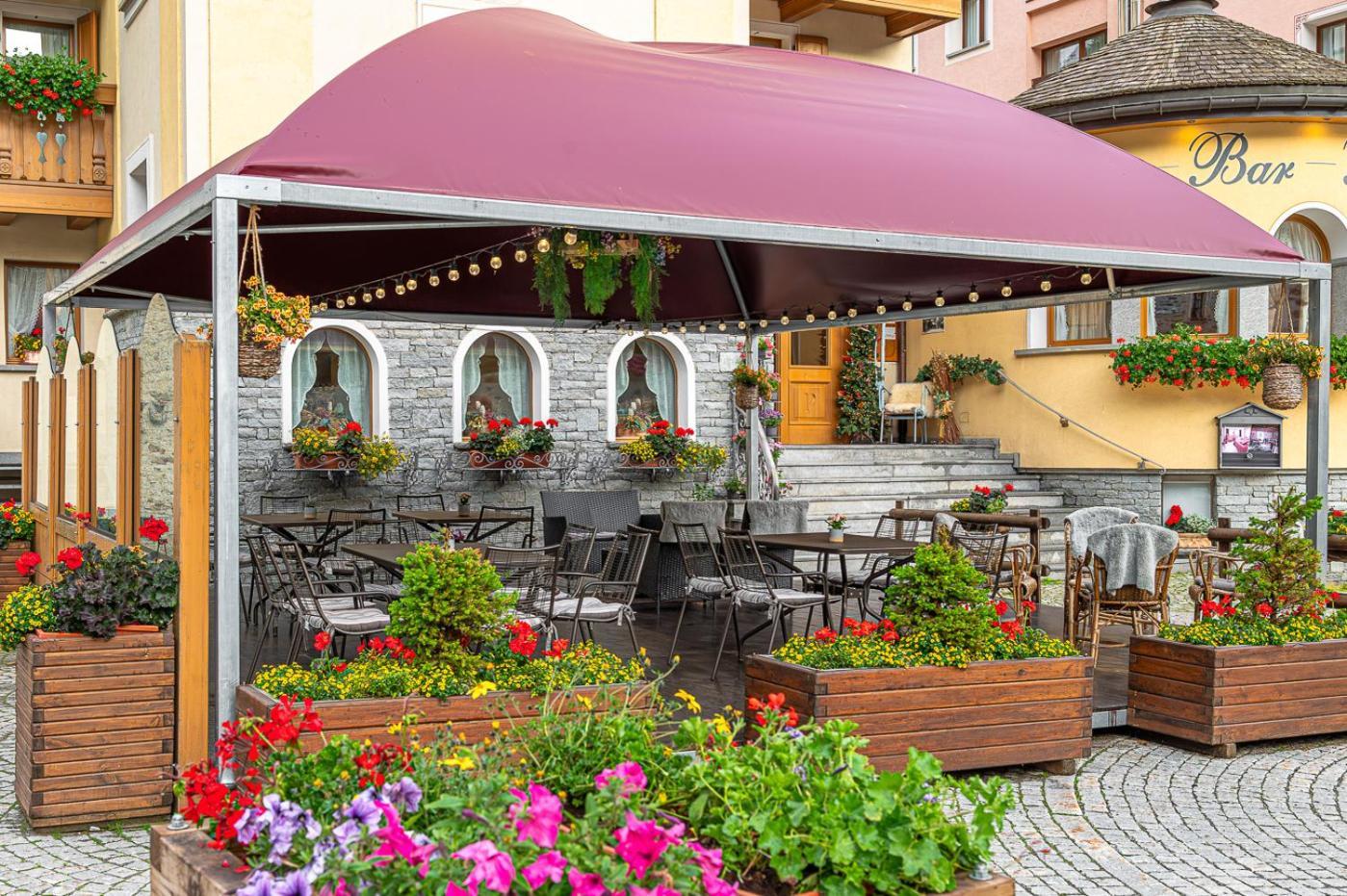 Hotel Pedranzini Santa Caterina Valfurva Exterior photo